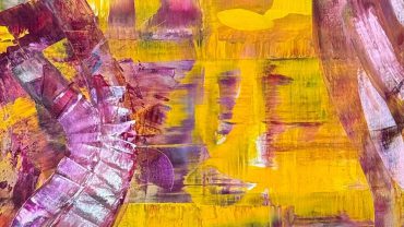 Abstrakte Kunst von Michael Stevens mit leuchtenden Gelb-, Pink- und Lila-Tönen, die dynamische Pinselstriche und Texturen zeigen. Perfekt für moderne Kunstliebhaber und kreative Dekorationen.